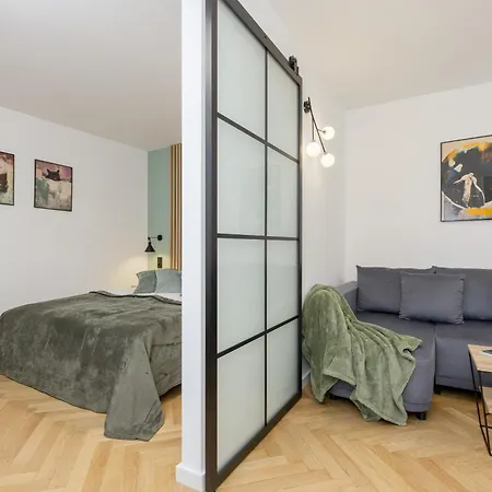 Aleja Solidarnosci Modern & Cozy Downtown By Renters * Varşova