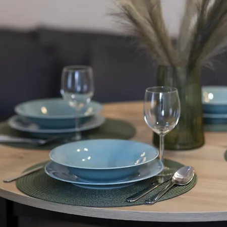 Apartman Aleja Solidarnosci Modern & Cozy Downtown By Renters Varsó