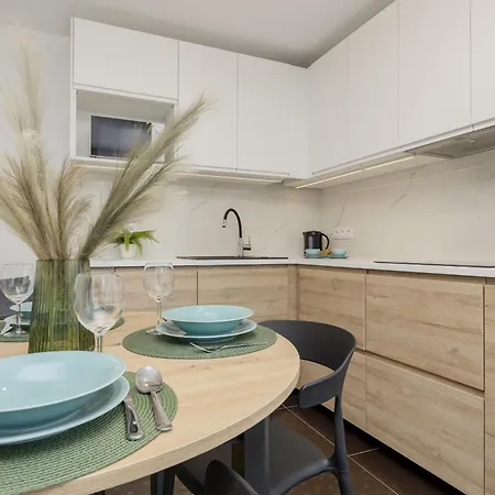 Aleja Solidarnosci Modern & Cozy Downtown By Renters Warschau